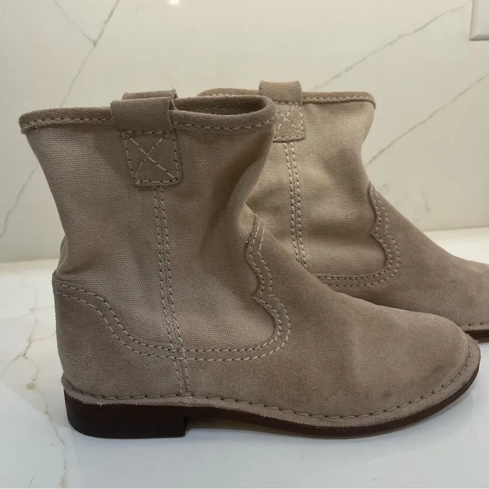 Clarks Women's Tan Ankle Boots